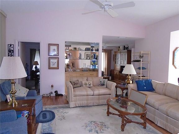 3rd image of 2798 SW Westlake Cir