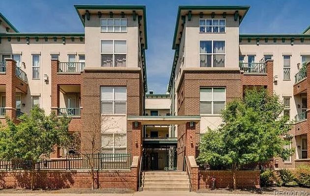 1st image of 1727 N Pearl St APT 102