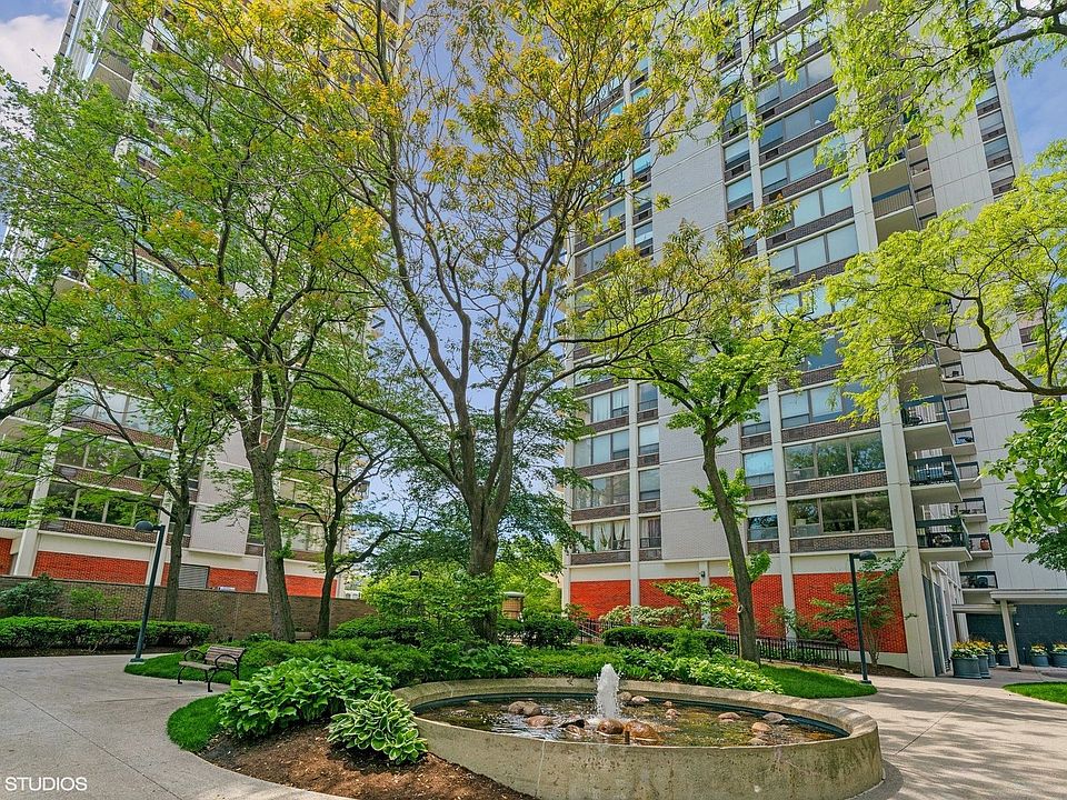 1st image of 1460 N Sandburg Ter APT 2702