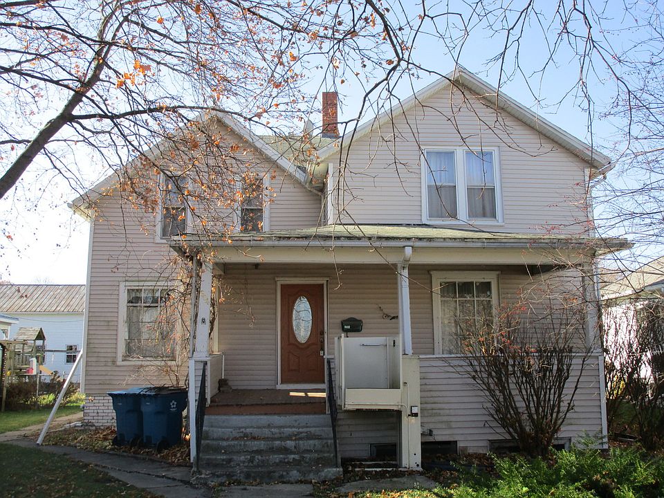 1st image of 610 10th Ave