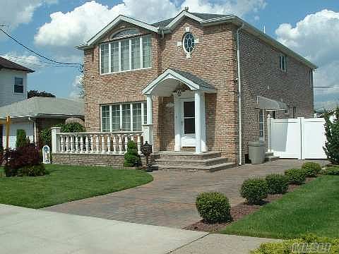 2nd image of 15611 90th St