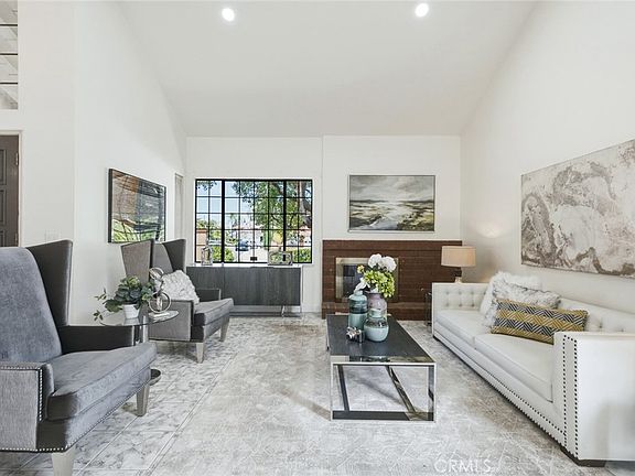 5th image of 1264 S Lemon Ave