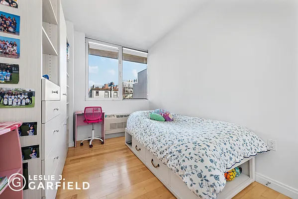 Sold by Leslie J. Garfield | media 8