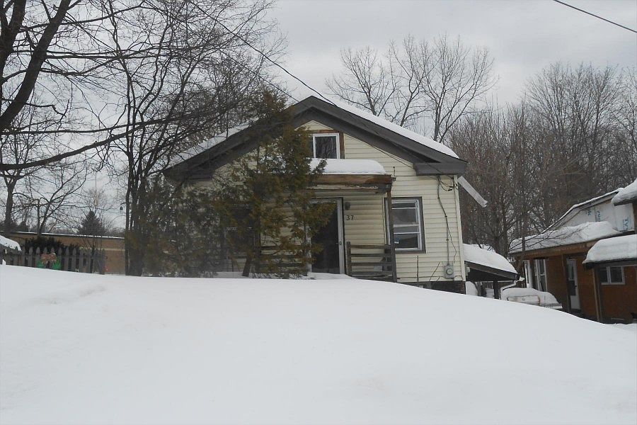 1st image of 37 N High St