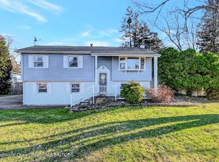 16 Dina Pl, Jackson, NJ