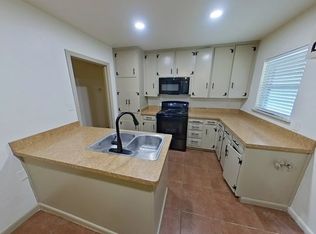 2324 Clearview Dr, Fort Worth, TX 76119