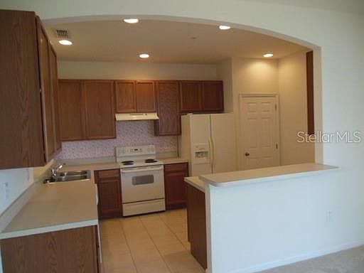 3rd image of 13828 Dove Wing Ct