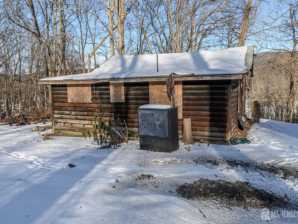 1st image of 10 Flatbush Rd