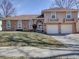 4490 N Butler Dr, Decatur, IL 62526