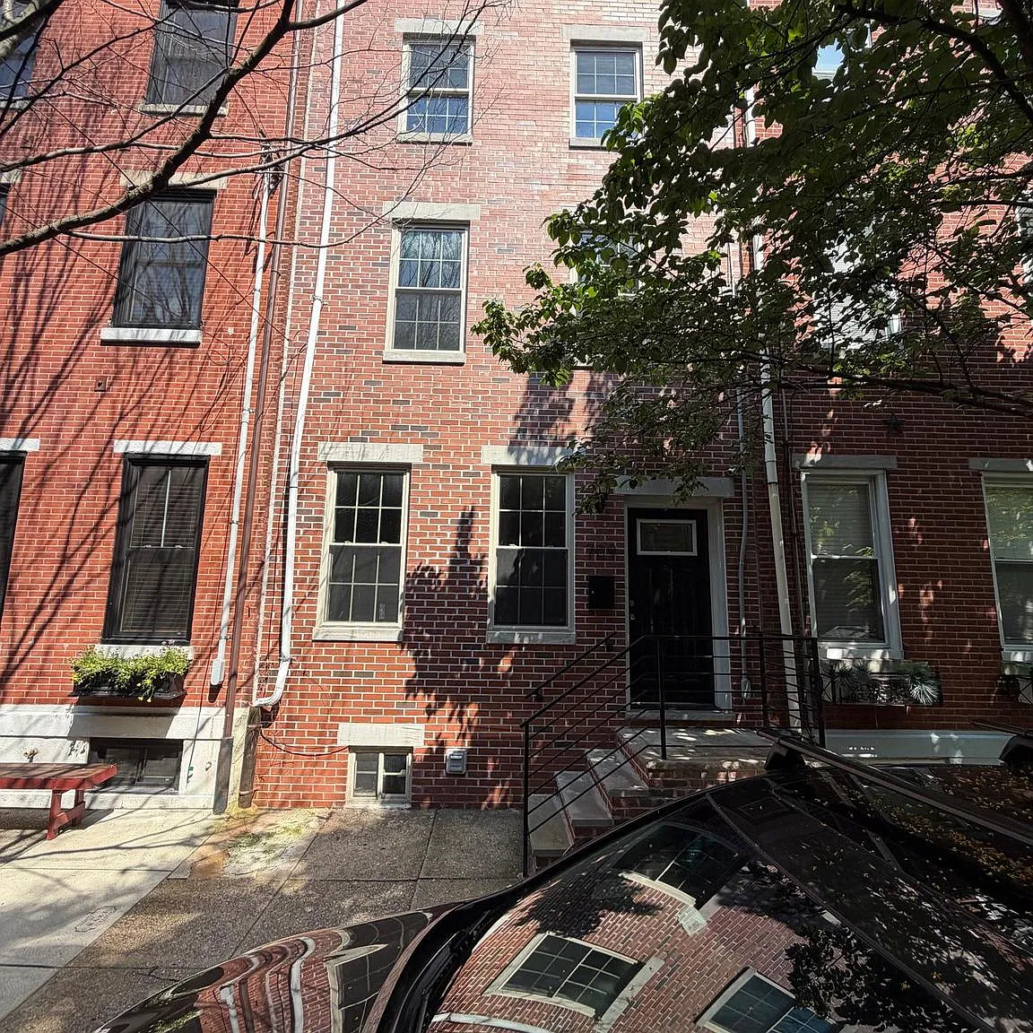 3 bed, 3.5 bath, 1776 sqft, $3,650 — Photo 2