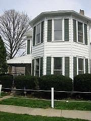 1st image of 250 Hoch St