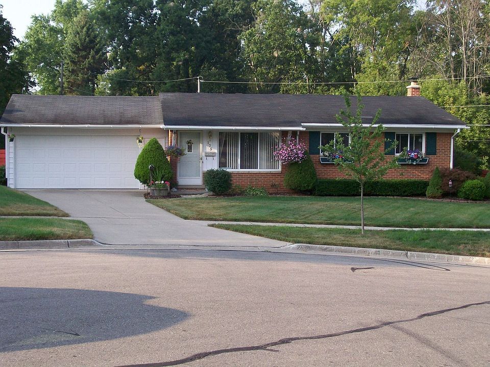 175 Elmwood Ct