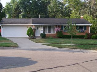 175 Elmwood Ct, Saline, MI 48176