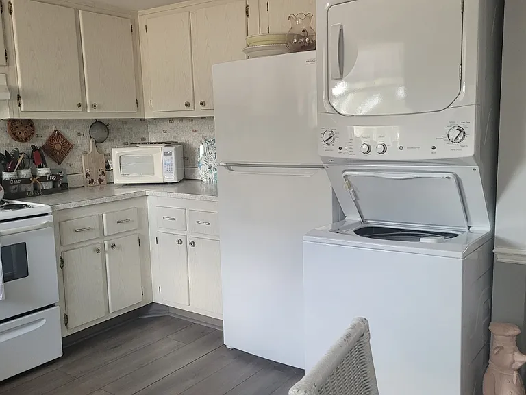 180 Cypress Way E #E234 — Photo 8