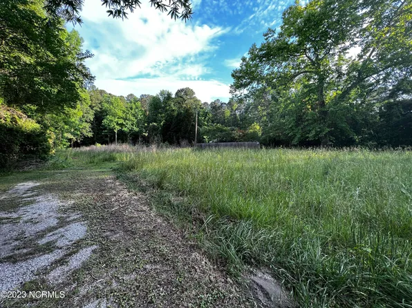 301 Mount Pleasant Road, New Bern, NC 28560