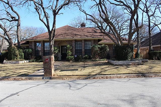 1st image of 4511 Lake Park Dr