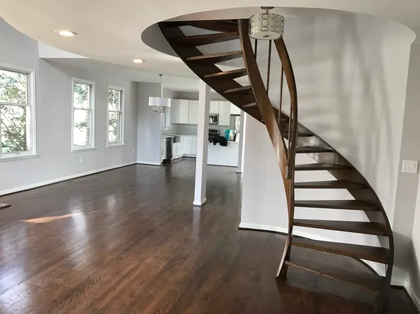1100 S River Landing Rd, Edgewater, MD 21037