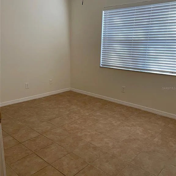 1424 Chesterfield Dr — Photo 14
