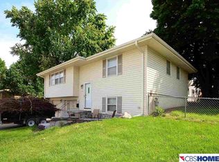 4905 S 124th St, Omaha, NE 68137