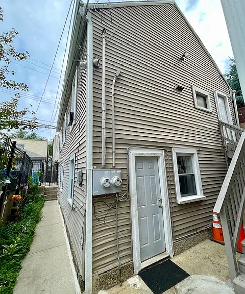 2237 W 19th St #CH1 — Photo 1