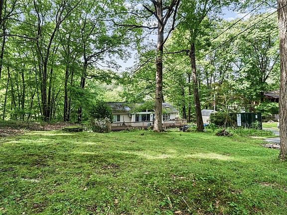 4th image of 87 Tower Hill Rd