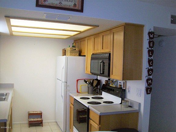 4th image of 3119 W Cochise Dr Unit 140