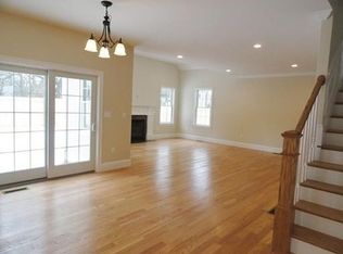 12 Heath St, Needham, MA 02492