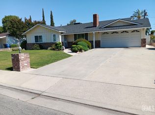 5917 Burke Way, Bakersfield, CA 93309