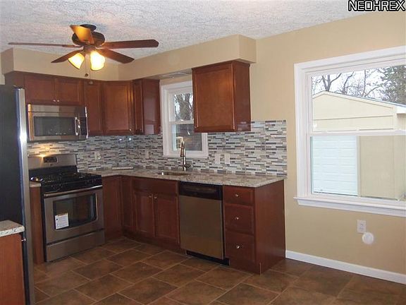 2nd image of 56 Eldred Ave