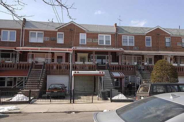 1st image of 54 Bay 38 St