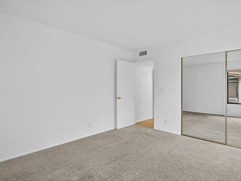 1050 E Ramon Rd #127 — Photo 21