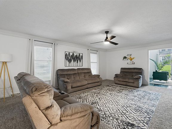 2nd image of 215 Suncrest Dr