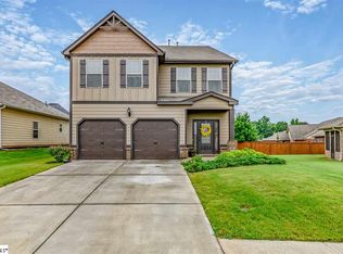 4 Dandie Dr, Simpsonville, SC 29680