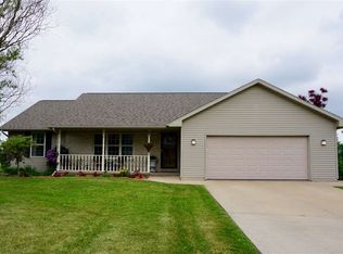 W5436 Amy Ave, APPLETON, WI 54915