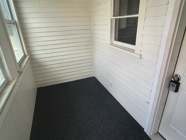 360 Elm St #1 — Photo 35