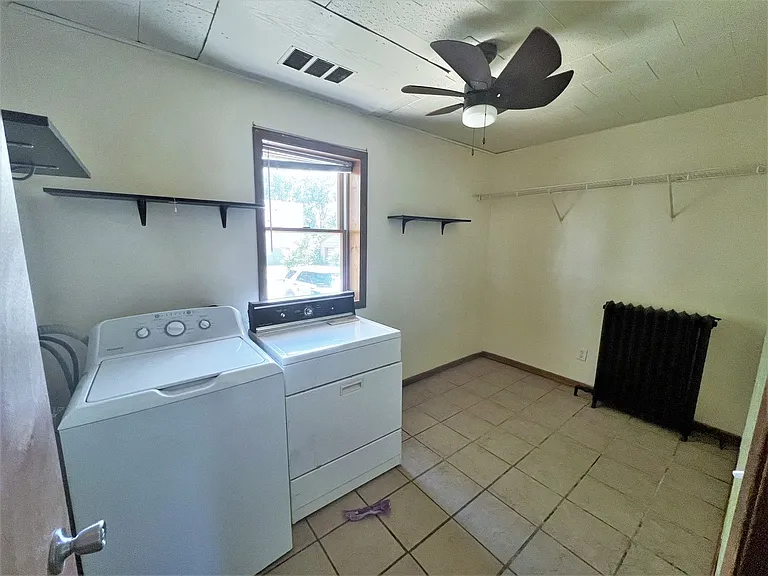 421 E 9th Ave — Photo 6