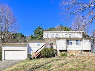 9227 Chestnut Lake Dr, Jonesboro, GA 30236