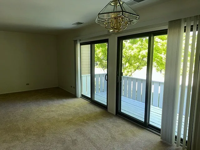 380 Heather Ct #2B — Photo 8