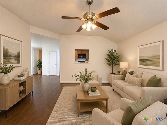 3rd image of 908 Lasso Dr