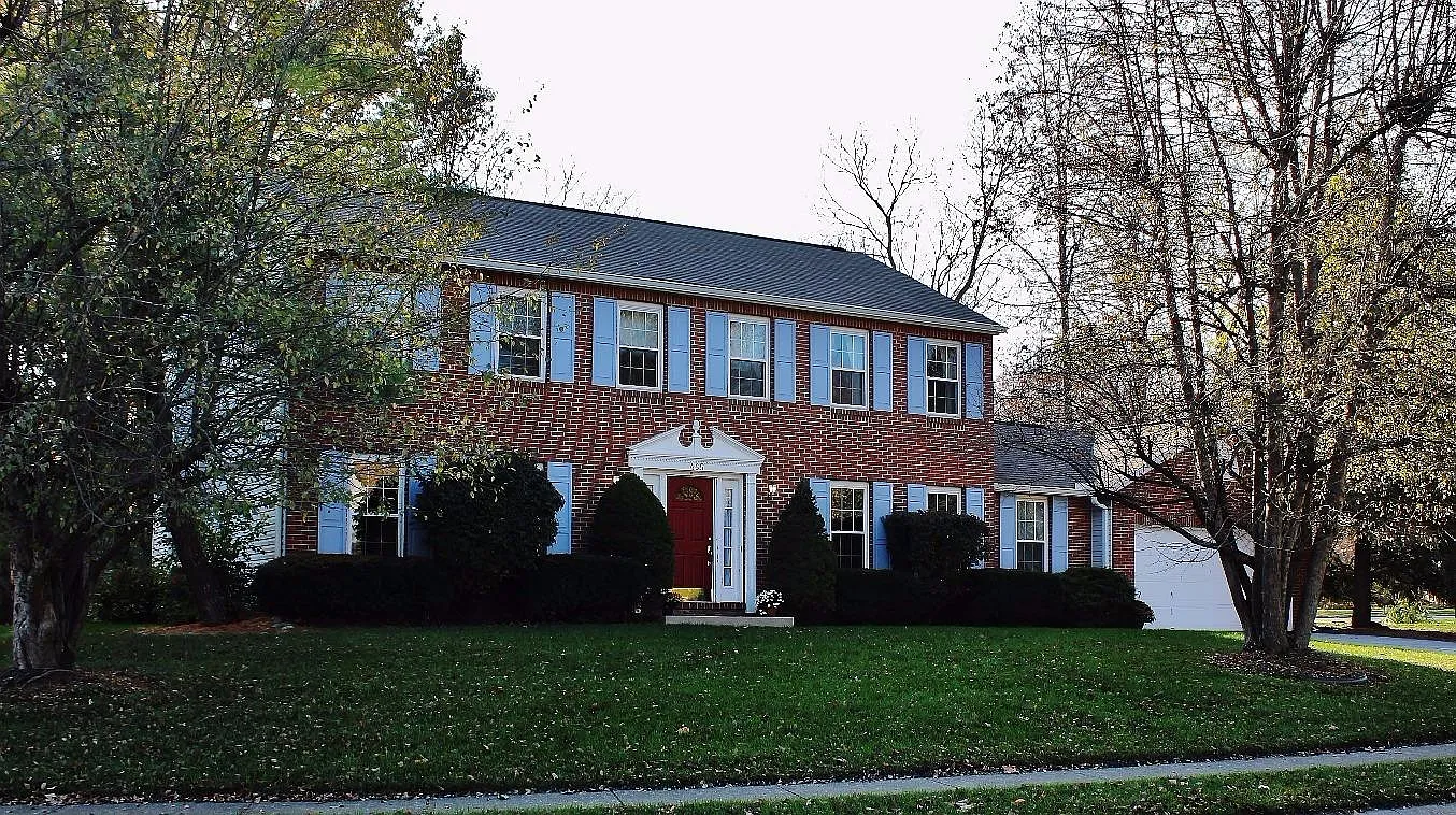 465 Wellington Way photo 1