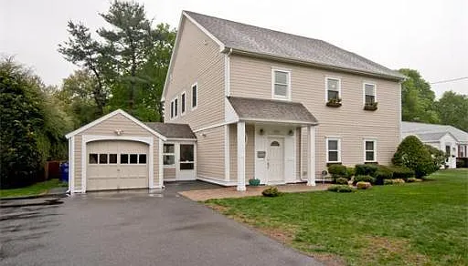 102 McCarthy Rd — Photo 7