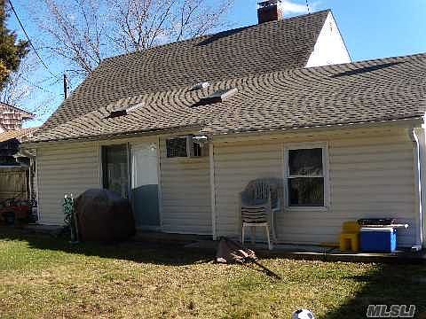 2nd image of 34 Cloister Ln