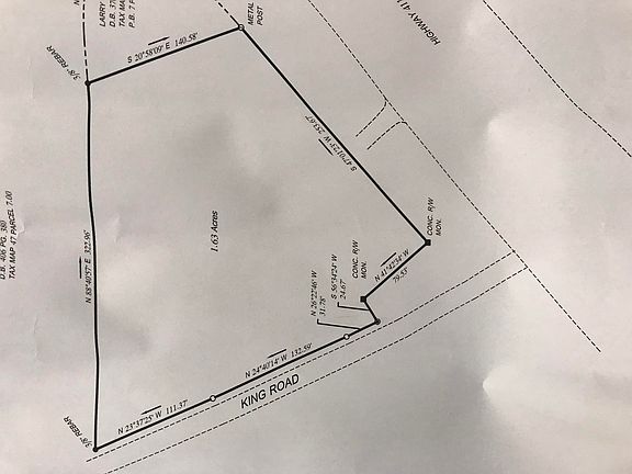 3rd image of 2536 Highway 411
