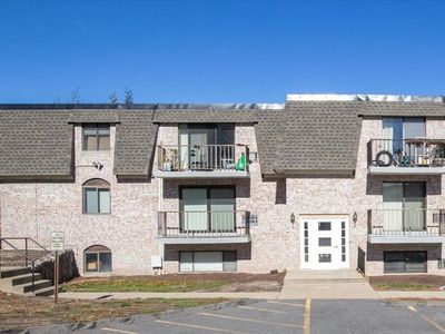 40 High St APT 207, Dedham, MA, 02026