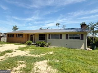 727 Old Nunez Rd, Swainsboro, GA 30401