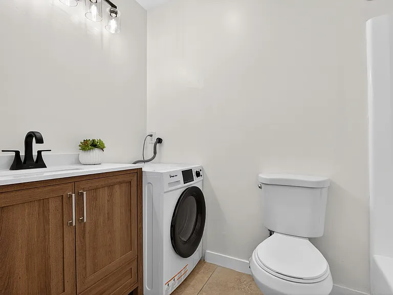 20234 Cantara St #220 — Photo 17