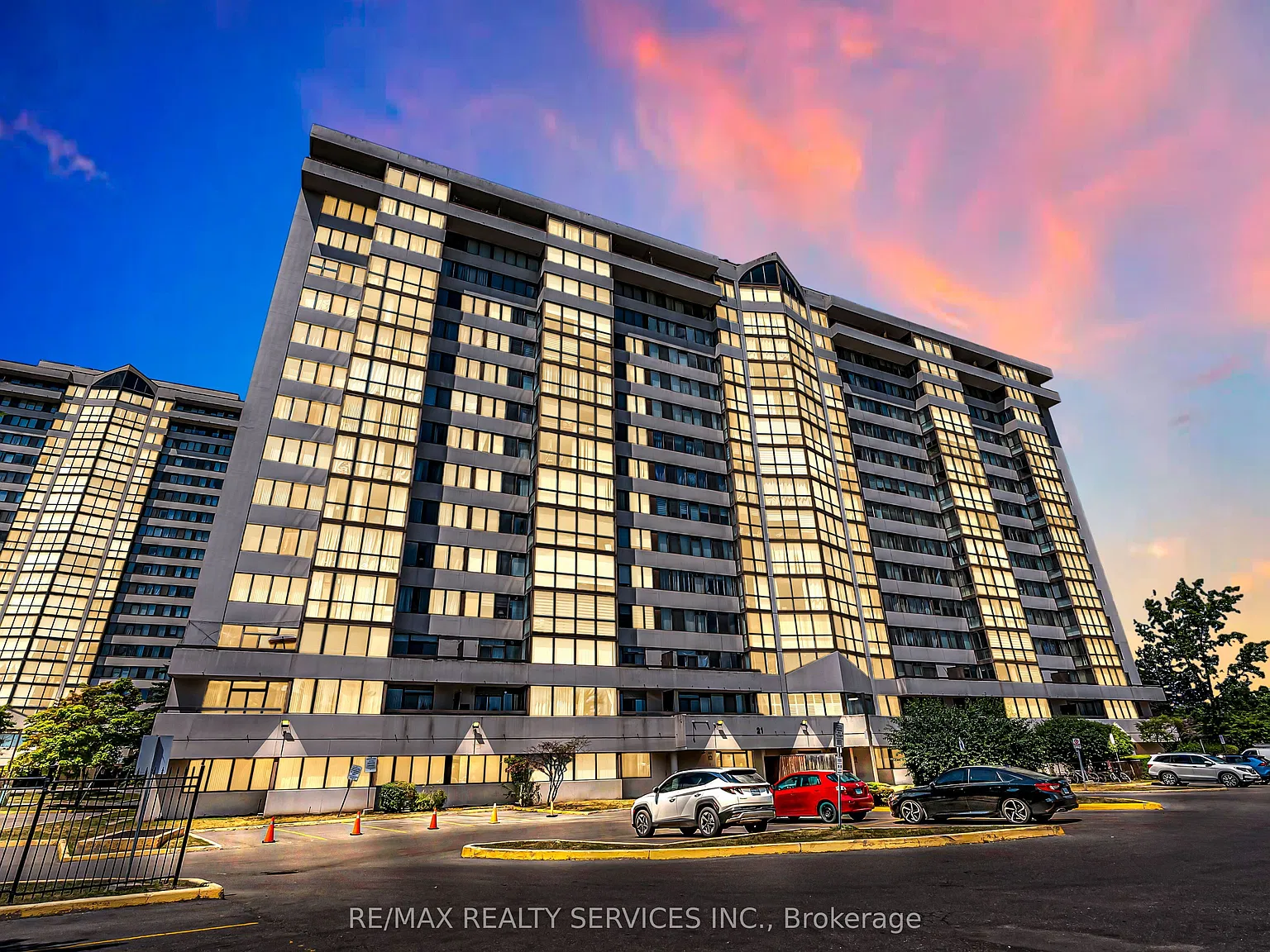 2 bed, $2,200 — Photo 1