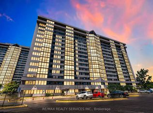 21 Markbrook Ln N #306, Toronto, ON M9V5E4
