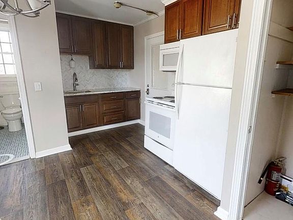 2nd image of 442 Main St #2F