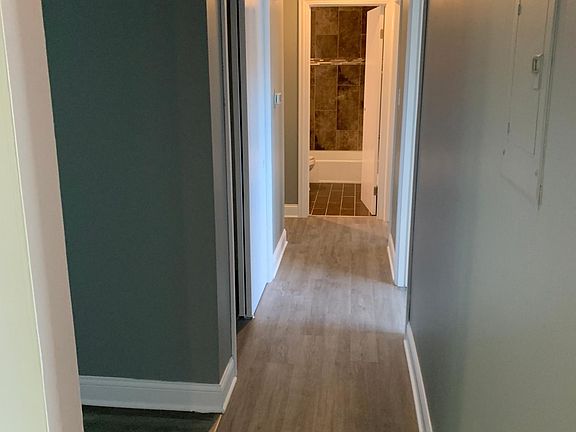 2nd image of 5648 Saint James Ct APT 1E